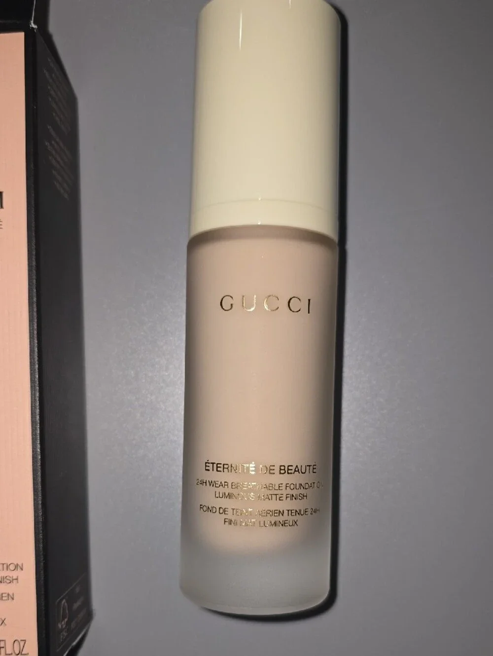 Gucci Éternité de Beauté Foundation — Beige-Cream Shade Color 114w New Never use
